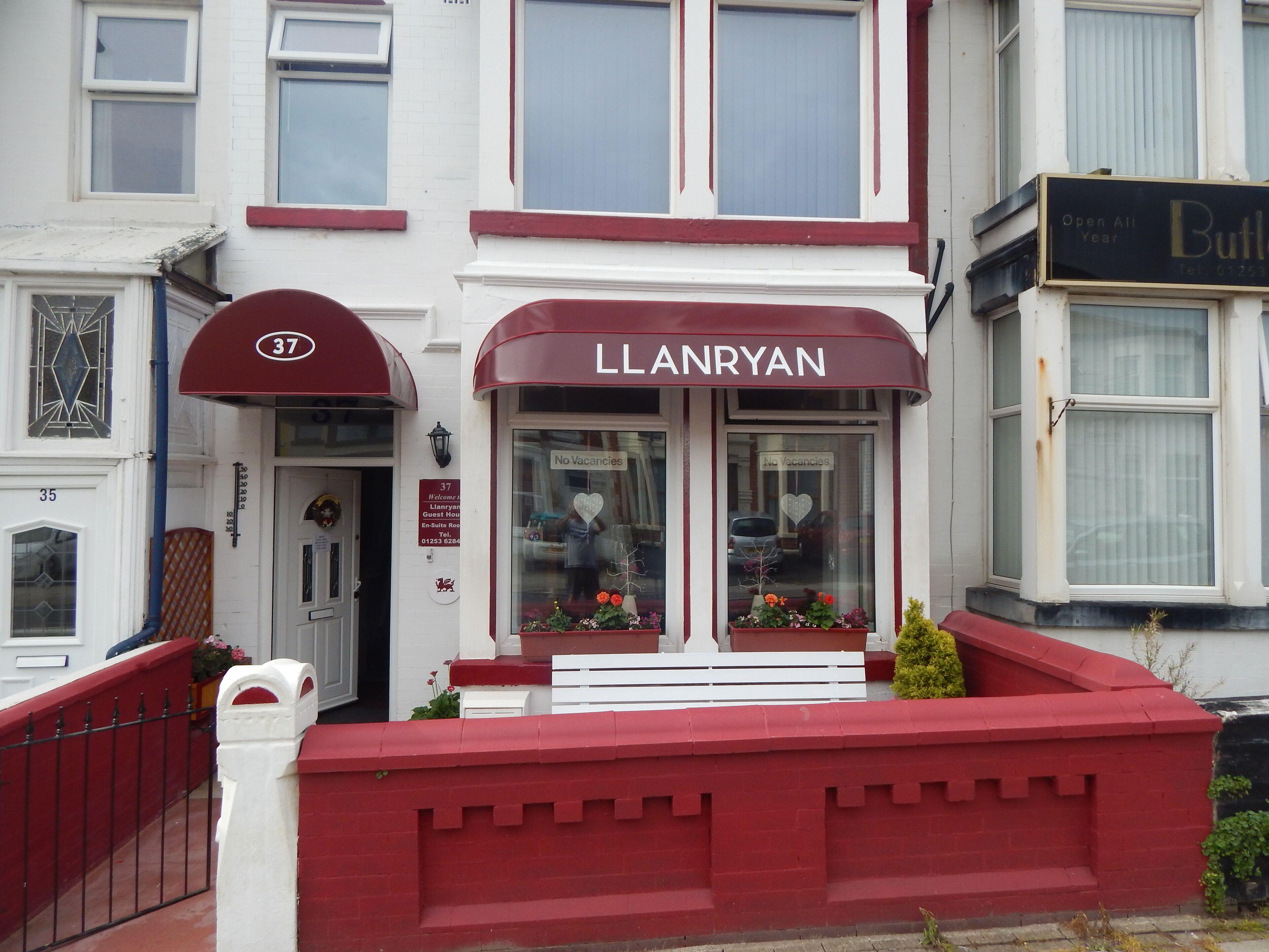 Llanryan Guest House — Photos 2